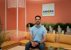 Roy van Kester with Amigra ornamental grasses