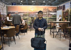 Suwat Singtothong of Kanok Seed from Thailand at the David Austin Roses stand. He also grows roses from this breeder at his nursery.