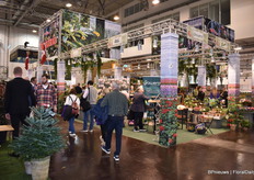 The more than 300m2 Floradania stand.