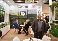 Haim Rosenblum of Hishtil highlighted the company's sustainability developments and investments. He is proud of the steps they have taken to make their carbon footprint smaller. Read more about this in this article https://www.floraldaily.com/article/9688258/proud-of-our-steps-towards-carbon-footprint-reduction/ 