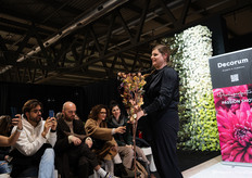 A lot of interest for the floral designs