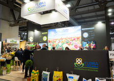 Busy at the Flora Toscana's stand