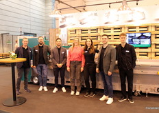 The Mayer team in front of the TM 7500 machine