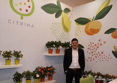 Pedro Camargo (Citrina Plants) Fresh fruit direct from the Algarve.