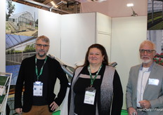 Sergio Spelgatti (Agrimec) with colleagues. They design and build strong greenhouses for all weather conditions.