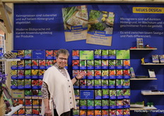 For more than 40 years, Hanna Strotmeier has been active at (Bruno Nebelung) She is particularly proud of the collection of hobby seeds. In particular the tomatoes.