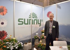 Bjarne Nyholm Larsen of Sunny, a osteospermum breeder.