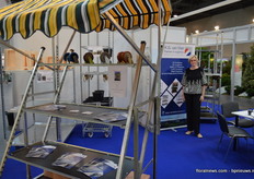 Karolina Zurowkska from Van Vliet Containers. Van Vliet is a supplier of CC Containers and presented a new promotional model, especially designed for garden centers.