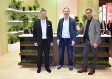 Rob Braam, Bart Oostven & Albert Houterman with Zonnebloem Henk Braam showed various ferns from their tissue culture.