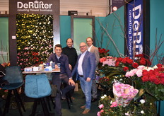 Arjan Hulshoff with De Ruiter Innovations, Matthijs Plas with Modiform and Jelle Posthumus with United Selections and Huub Snijder of De Ruiter Innovations in the United Innovations booth.