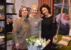 Irma Bosman, Christel Reterink & Lyana Odinokaja with Dillewijn Zwapak.