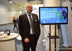 Lars Jorgensen of Technologisk Institut. They offer several services related to the cultivation of plants.  B