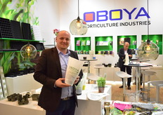 Przemyslaw Procek of Oboya with the new biobased sleeve.