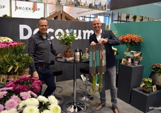 Gert van der Schee en Jeroen Boon of Decorum. Jeroen presents a new, innovative packing solution for gerbera