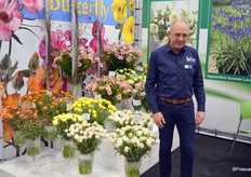 Daan Kneppers, GreenWorks, manages to present flowering ranunculus and peonies