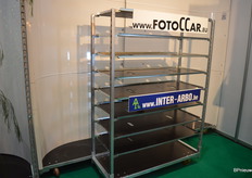 One of the additions to the FotoCCar assortment, a double FotoCCar. In front of it a multilayer CC. Handy for taking pictures of and auctioning mixed trolleys.