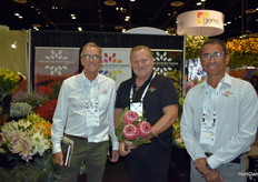 Todd Ingram is holding dome Empress protea. Dramm Echter farms