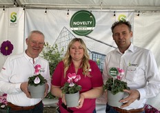 Ton Koers, Kathy McKay, and Niels Zoetelief are showcasing their new Super Serie Fusion products 