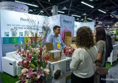 Sergio Sarmiento with Floralife talking to the customers about their postharvest solutions for flowers