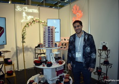 Jonathan Szerman if So charm, this French company sells preserved roses in jewelry boxes.