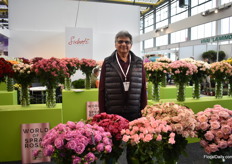 Naren Patil of Subati presenting the large range of flowers that they grow in Kenya.