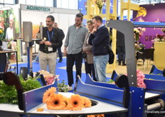 The mecaflor bouquet machine