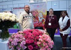 The team of Merizalde & Ramirez, growing roses in Ecuador and export Russia , USA, Europe