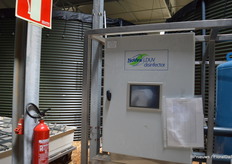 Drain is filtered by means of UV radiation.