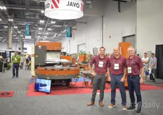 Tom van der Waal, Lorenzo Russo & Michiel van der Waal with Javo USA. Prior to the show they announced to work together with Mosa Green both on Cultivate and after: https://www.hortidaily.com/article/9126339/javo-usa-and-mosa-offer-combined-solutions/ 