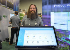 If you have gotten your beard done especially for the show and then miss out on the group photo, you get a singe shot ;) 