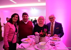 Ann Jennen (FleuroSelect), Jaap and Els Kras (Floriculture International) and Karol Pawlak (FleuroSelect)