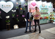 Rick van Vliet of Levoplant presenting their orchids and I Like Supreme and I Like Duetto assortment and Mike Broch of SV.CO presenting their kalanchoes and chrysanthemums of the brands Favorita and Made by.co.