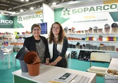 Mireille Albrech and Mathilde Auger of Soparco. On the left, the Fuji 19 heigh.