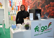 Catty Camden of Flega Etichette. New are their labels made out of recycled material, so 100% recyclable and biodegradable.