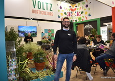 Massimo Zecchi of Volz Horticulture promoting most of the varieties of shrubs of Andre Briant.