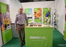 Paolo Pirisi of Gramoflor, a German company that produces substrates.