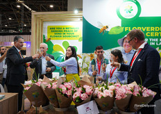 Cheers to the collaboration of Florverde and Greenhouse Sustainability