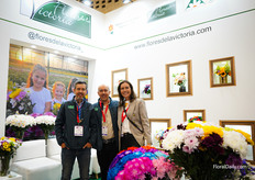 Julian Sanchez, Jose Sanchez and Alejandra Gutierrez of Flores de la Victora
