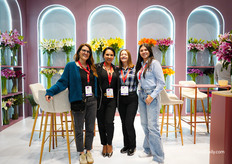 Maria Luisa Posada Olarte, Alexandra Jimenez and Sara Maria Garcia Ocampo from Flores de la Campina with their client Gabriela Uribe from Allure Farms