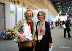 Sylvie Mamias of Union Fleurs and Kate Penn of SAF