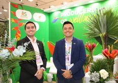 Jose Pablo Segura and Roberto Coto, Essential Costa Rica