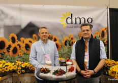 Mike Scharringa, Dutch Mill Gardens and Lawrence Hopman, producer sales repping service and consultants