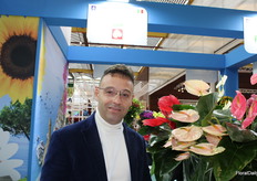 Carmine Cuomo, New Phlora Soc. Agr.