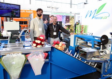 Gael Chevalier and Arnaud Nouhant of Mecaflor, who presented their new sleeving machine with flower food