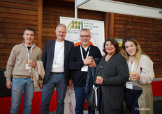 Peter Schrama of United Selections with the Korenwinder family, wholesaler of fresh cut flowers