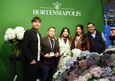 Samuel Garcia Ocampo, Henry Alexander Castro Arias, Leydi Yohana Ocampo Toro, Jacqueline Perez and Andres Mauricio Bustamante from Hortensiapolis SAS