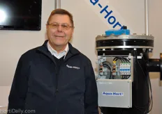 Aksel de Lasson from Denmark has developed an Electrolysis water purification unit.