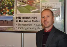 Greg Lecki from Ohio State University is recruiting international Horticulture talents for paid internships. For more information: www.ohioprogram.org