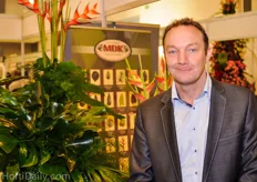 Marcel Duijvestijn flow MDK Flowers & Greens. The Dutch company operates from farms in the Netherlands and Ghana.