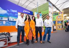 Netafim still does business in Mexico's greenhouse sector. They where one of the first that build large greenhouse projects in the country, and still are involved in new projects.